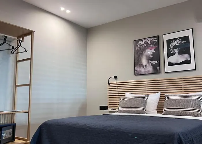 Luxor Premium Suites