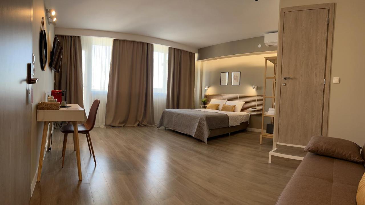 Luxor Premium מלון דירות 3*