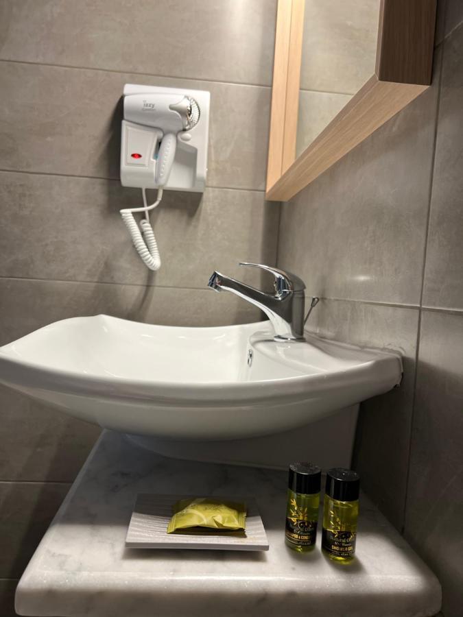 Luxor Premium מלון דירות 3*